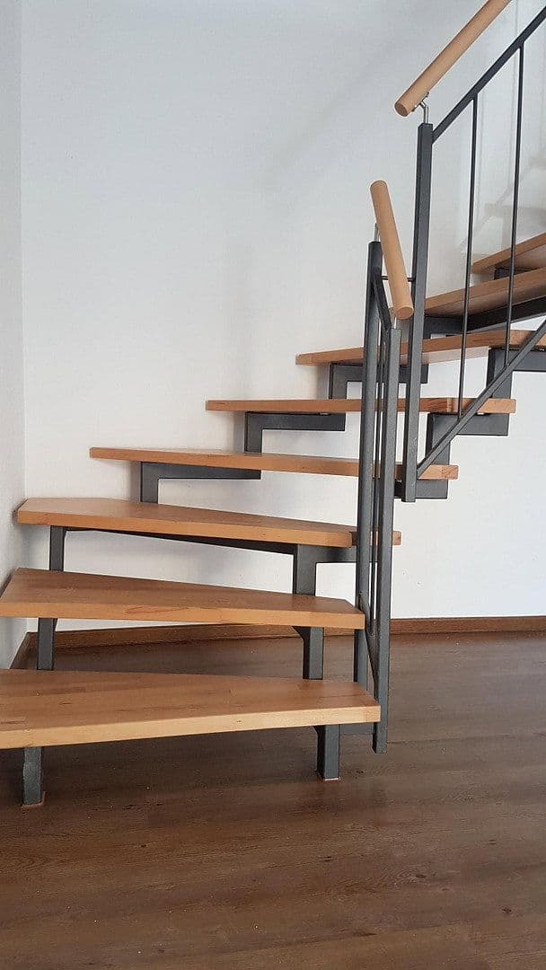Predaj domu 152 m², pozemok 243 m², Altdorf bei Nürnberg, Bavorsko Predaj domu 152 m², pozemok 243 m², Altdorf bei Nürnberg, Bavorsko