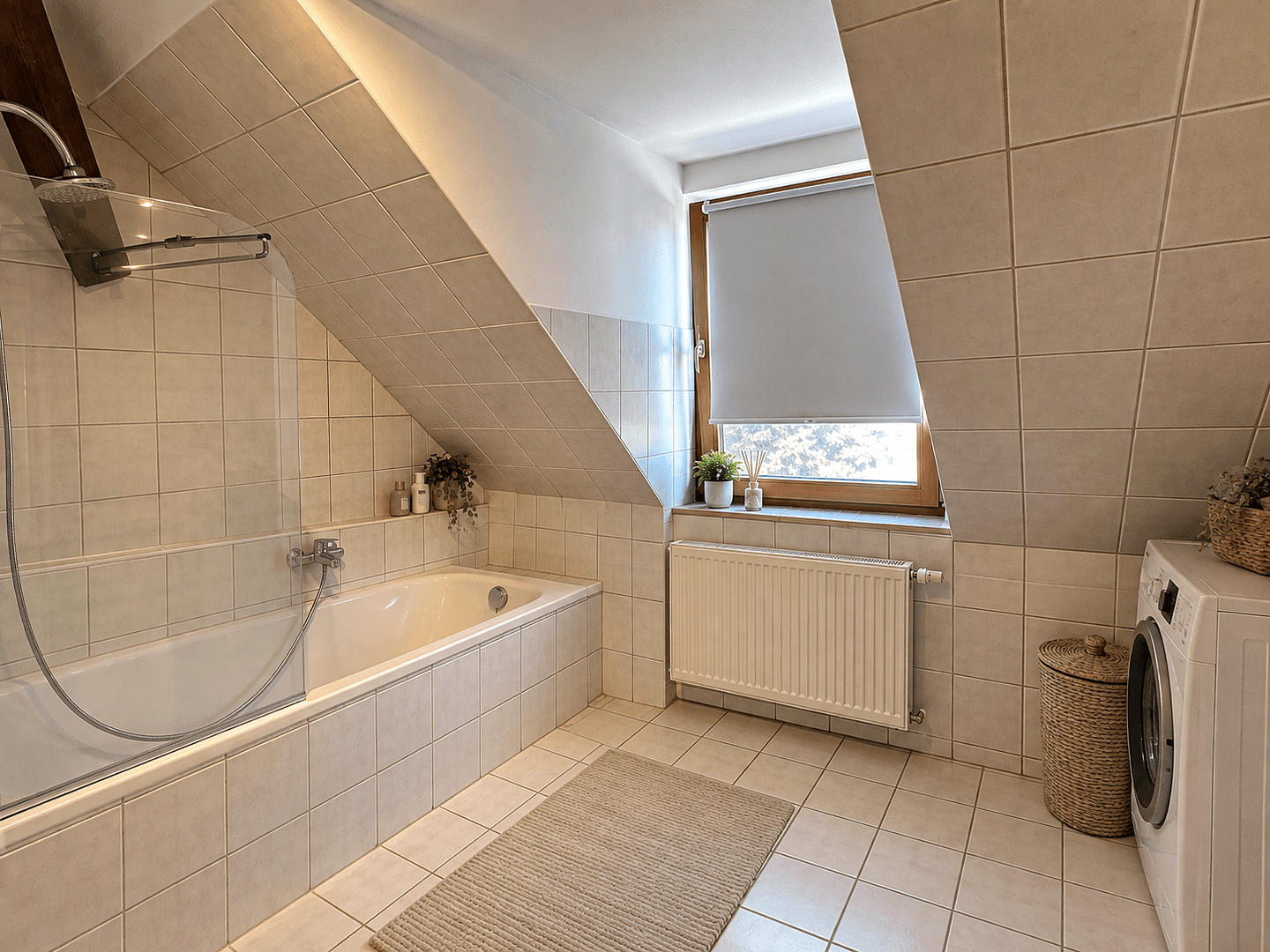 Prenájom bytu 2-izbový 63 m², Hauptstraße 4C, Cossebaude, Sasko Prenájom bytu 2-izbový 63 m², Hauptstraße 4C, Cossebaude, Sasko