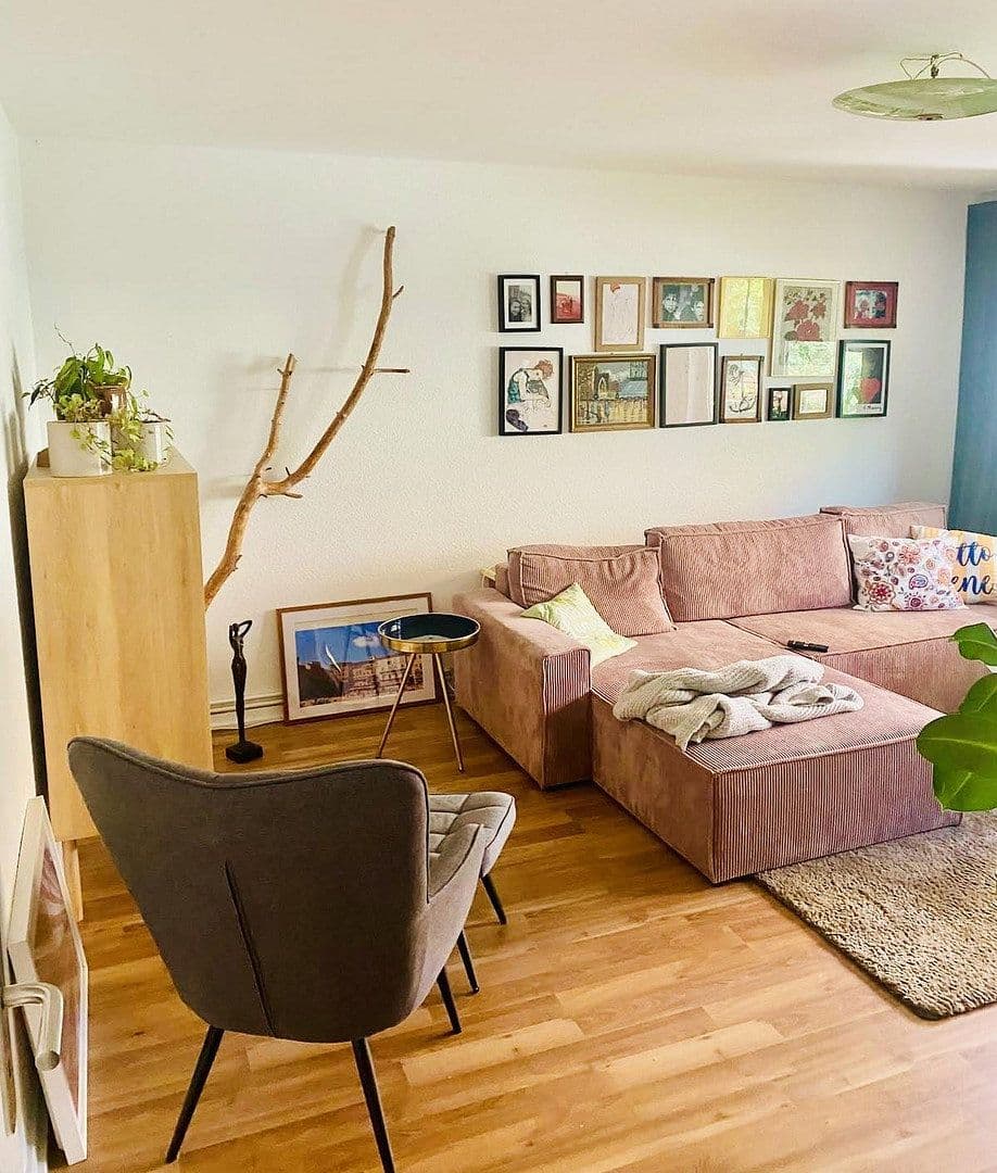 Prenájom bytu 4-izbový 85 m², Hildesheim, Dolné Sasko Prenájom bytu 4-izbový 85 m², Hildesheim, Dolné Sasko
