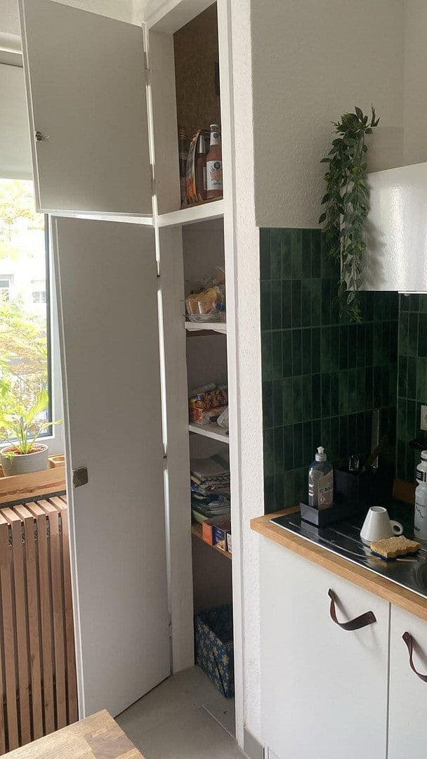 Prenájom bytu 4-izbový 85 m², Hildesheim, Dolné Sasko Prenájom bytu 4-izbový 85 m², Hildesheim, Dolné Sasko
