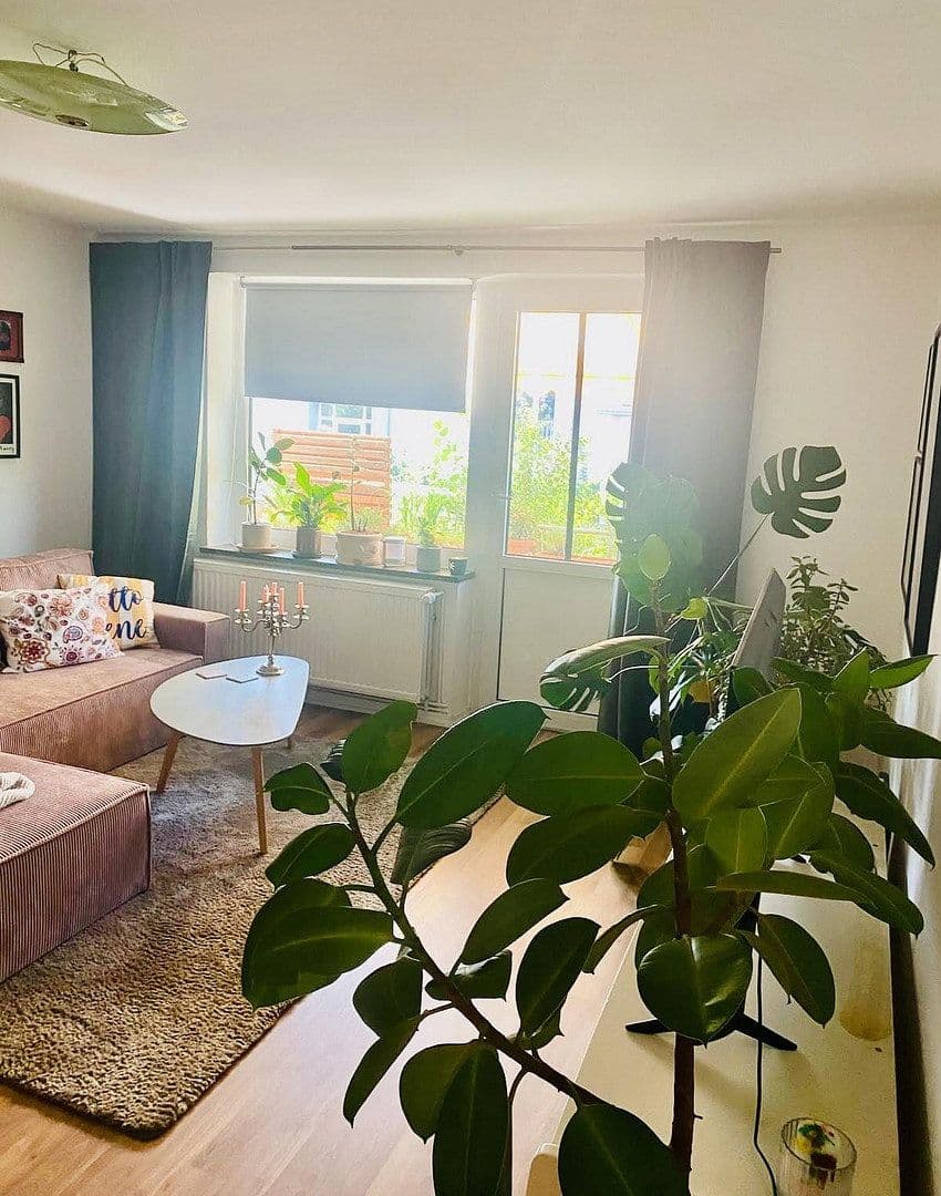 Prenájom bytu 4-izbový 85 m², Hildesheim, Dolné Sasko Prenájom bytu 4-izbový 85 m², Hildesheim, Dolné Sasko