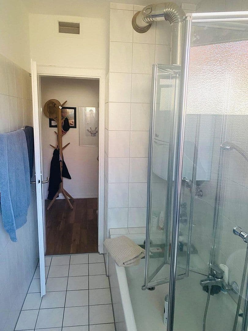 Prenájom bytu 4-izbový 85 m², Hildesheim, Dolné Sasko Prenájom bytu 4-izbový 85 m², Hildesheim, Dolné Sasko