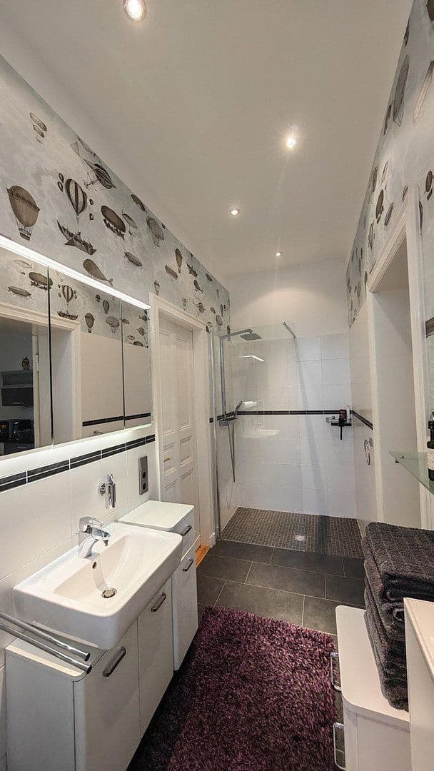 Predaj bytu 4-izbový 106 m², Berlin, Berlín Predaj bytu 4-izbový 106 m², Berlin, Berlín