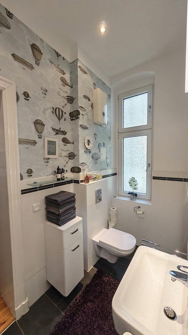 Predaj bytu 4-izbový 106 m², Berlin, Berlín Predaj bytu 4-izbový 106 m², Berlin, Berlín