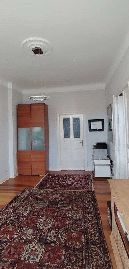 Predaj bytu 4-izbový 106 m², Berlin, Berlín Predaj bytu 4-izbový 106 m², Berlin, Berlín