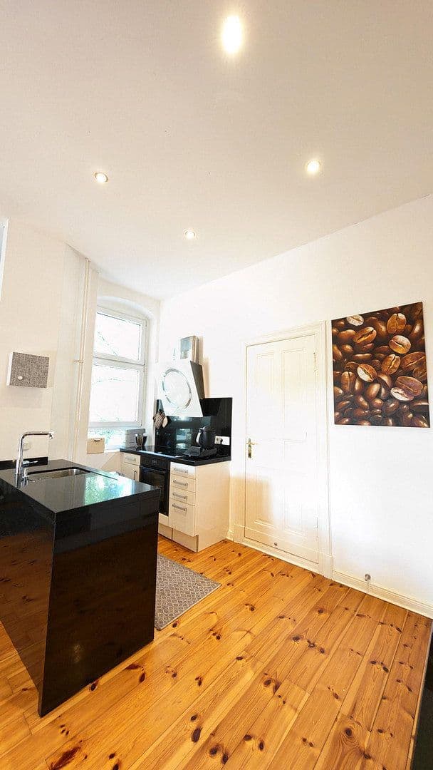 Predaj bytu 4-izbový 106 m², Berlin, Berlín Predaj bytu 4-izbový 106 m², Berlin, Berlín