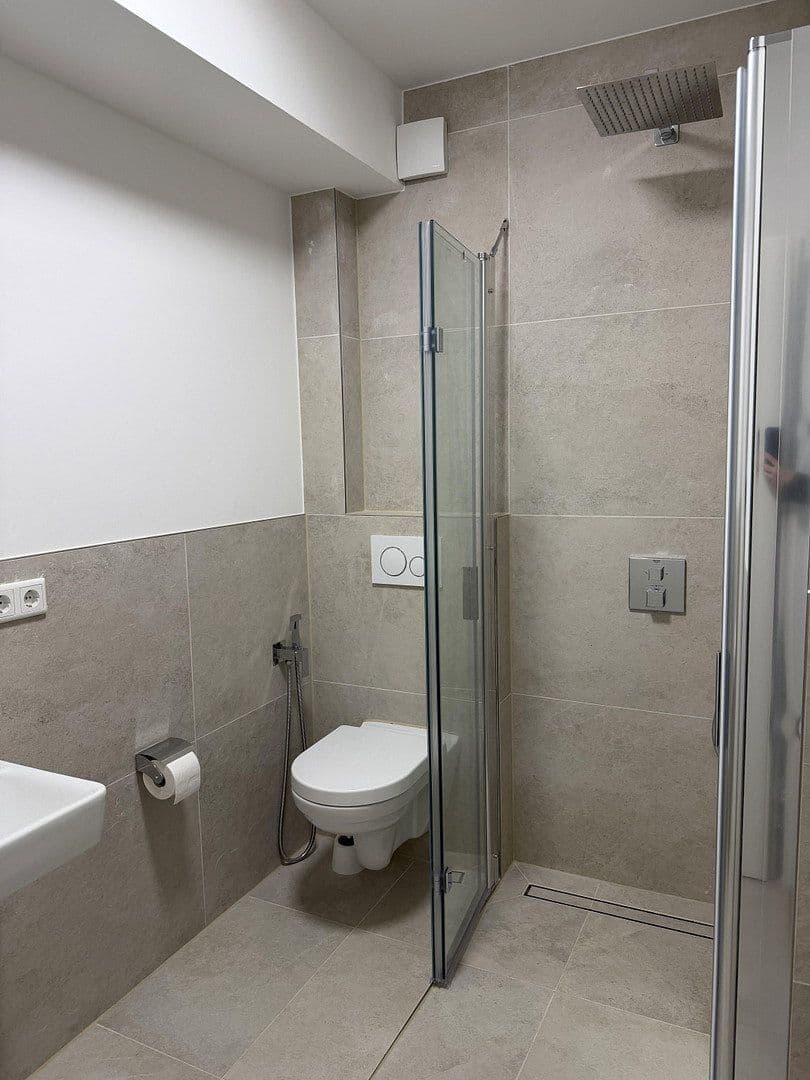 Prenájom bytu 1-izbový 39 m², Bremen, Brémy Prenájom bytu 1-izbový 39 m², Bremen, Brémy