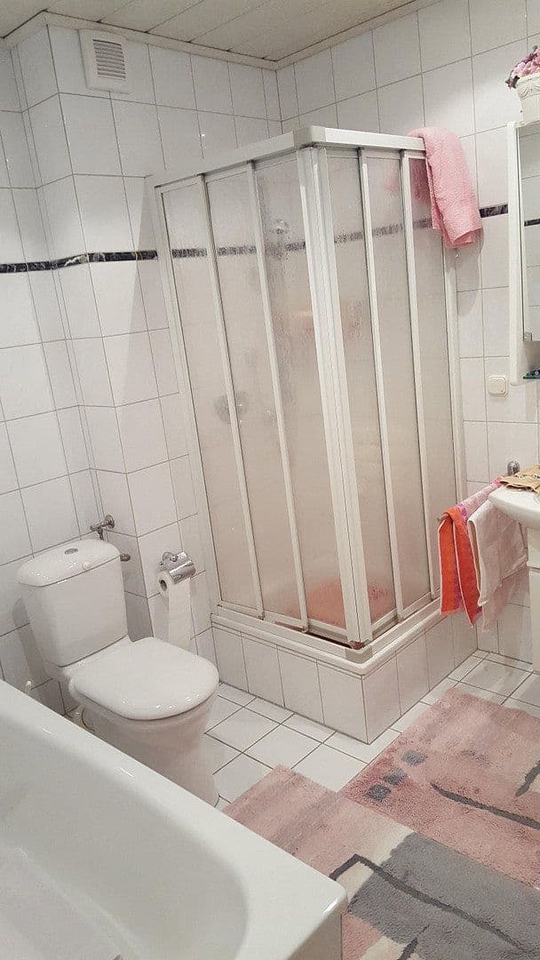 Prenájom bytu 4-izbový 95 m², Bahnhofstraße 37, Xanten, Severné Porýnie - Westfálsko Prenájom bytu 4-izbový 95 m², Bahnhofstraße 37, Xanten, Severné Porýnie - Westfálsko