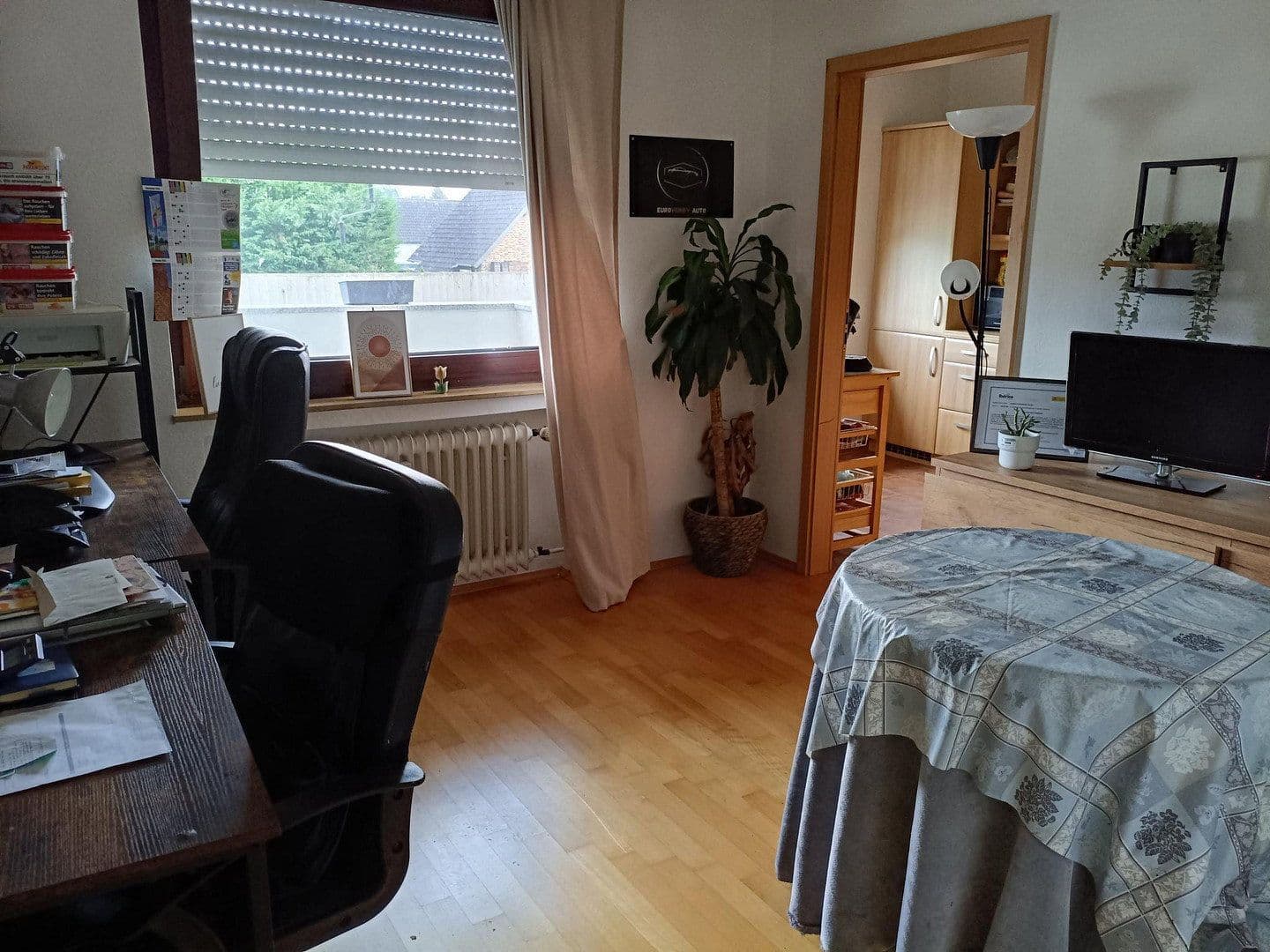 Prenájom bytu 4-izbový 95 m², Bahnhofstraße 37, Xanten, Severné Porýnie - Westfálsko Prenájom bytu 4-izbový 95 m², Bahnhofstraße 37, Xanten, Severné Porýnie - Westfálsko