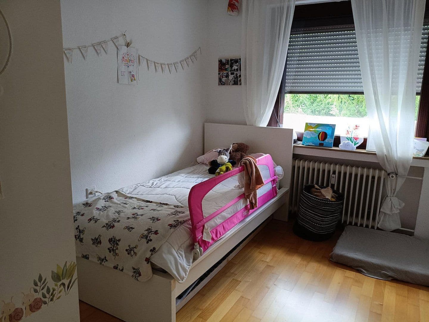 Prenájom bytu 4-izbový 95 m², Bahnhofstraße 37, Xanten, Severné Porýnie - Westfálsko Prenájom bytu 4-izbový 95 m², Bahnhofstraße 37, Xanten, Severné Porýnie - Westfálsko