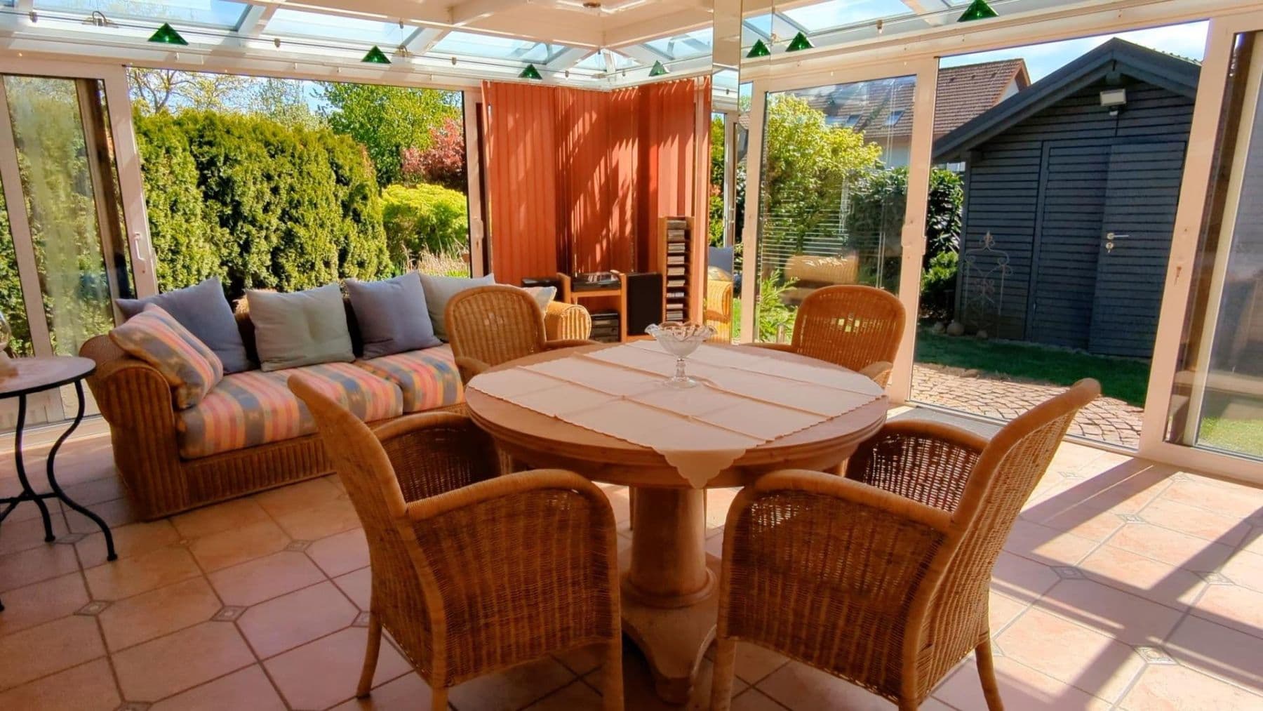 Predaj domu 215 m², pozemok 642 m², Riedstadt, Hesensko Predaj domu 215 m², pozemok 642 m², Riedstadt, Hesensko
