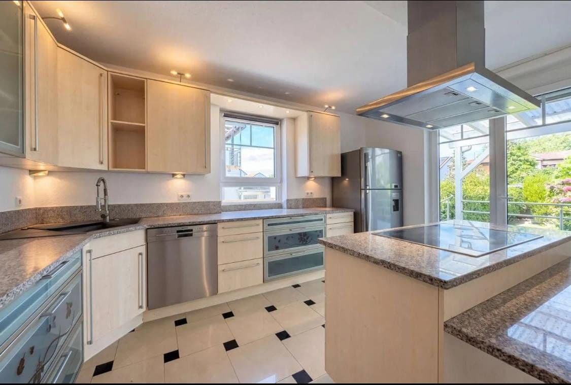 Predaj domu 285 m², pozemok 509 m², Speyer, Porýnie-Falcko Predaj domu 285 m², pozemok 509 m², Speyer, Porýnie-Falcko