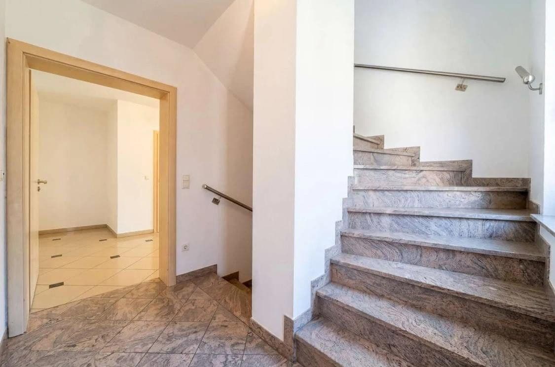 Predaj domu 285 m², pozemok 509 m², Speyer, Porýnie-Falcko Predaj domu 285 m², pozemok 509 m², Speyer, Porýnie-Falcko