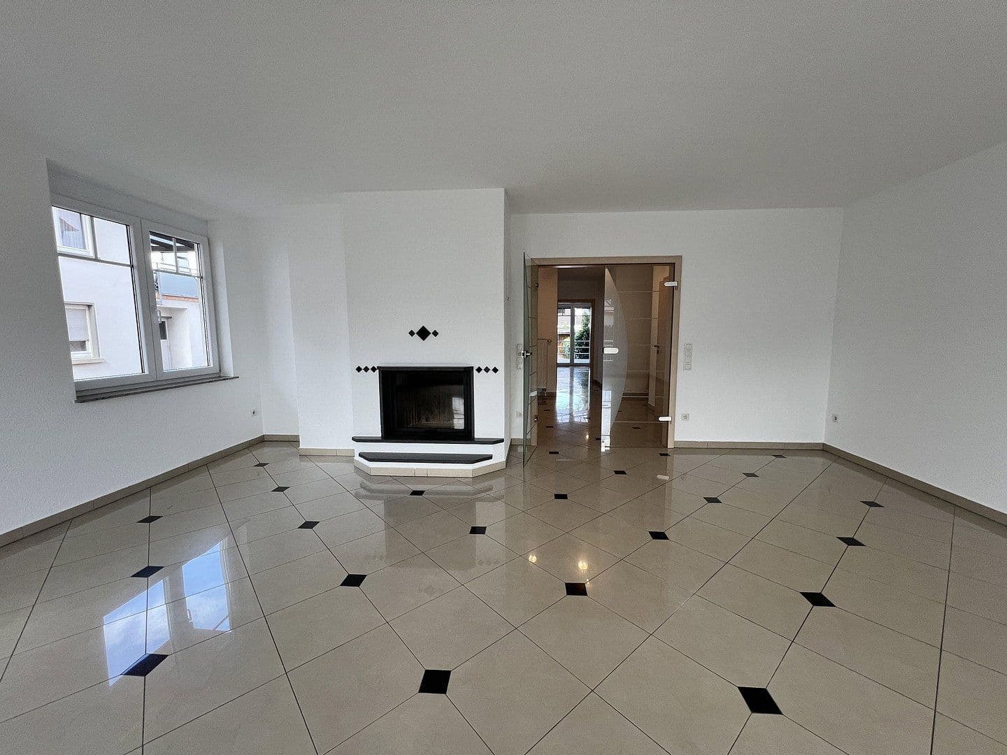 Predaj domu 285 m², pozemok 509 m², Speyer, Porýnie-Falcko Predaj domu 285 m², pozemok 509 m², Speyer, Porýnie-Falcko