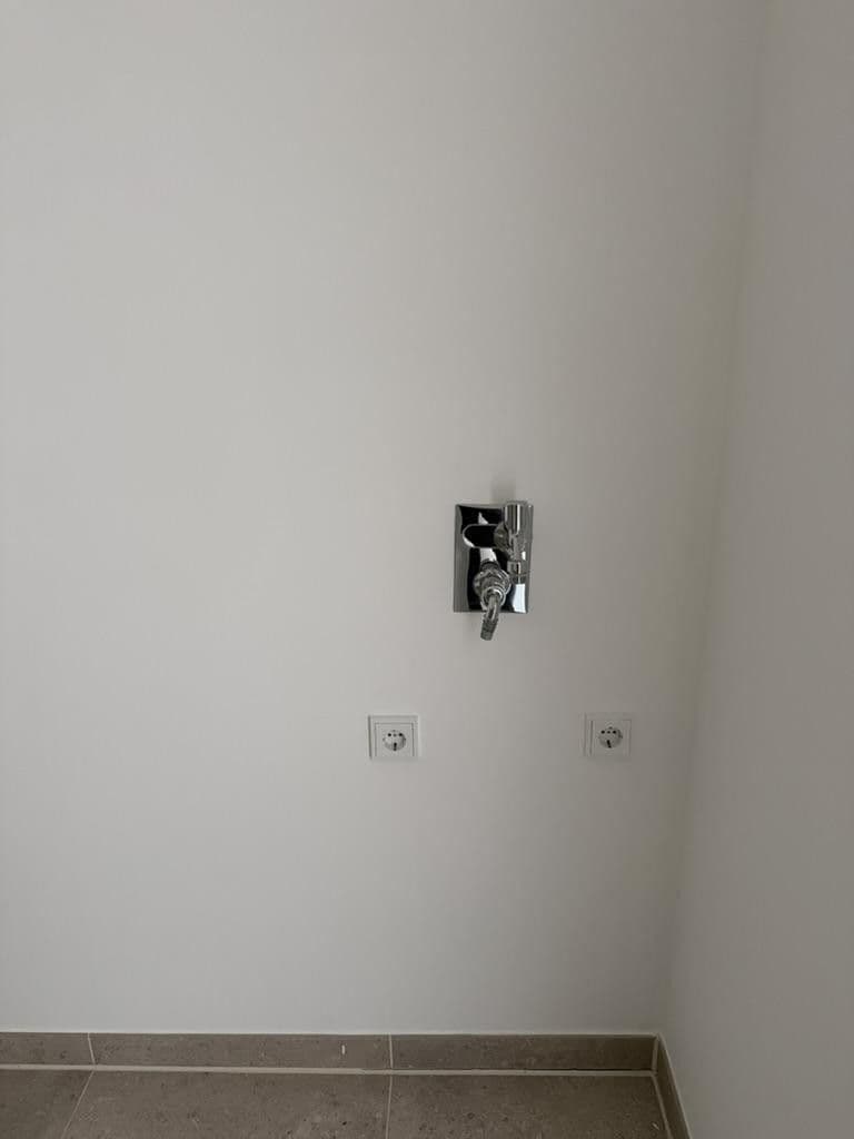 Predaj bytu 3-izbový 110 m², Harzer Straße 109, Berlin, Berlín Predaj bytu 3-izbový 110 m², Harzer Straße 109, Berlin, Berlín