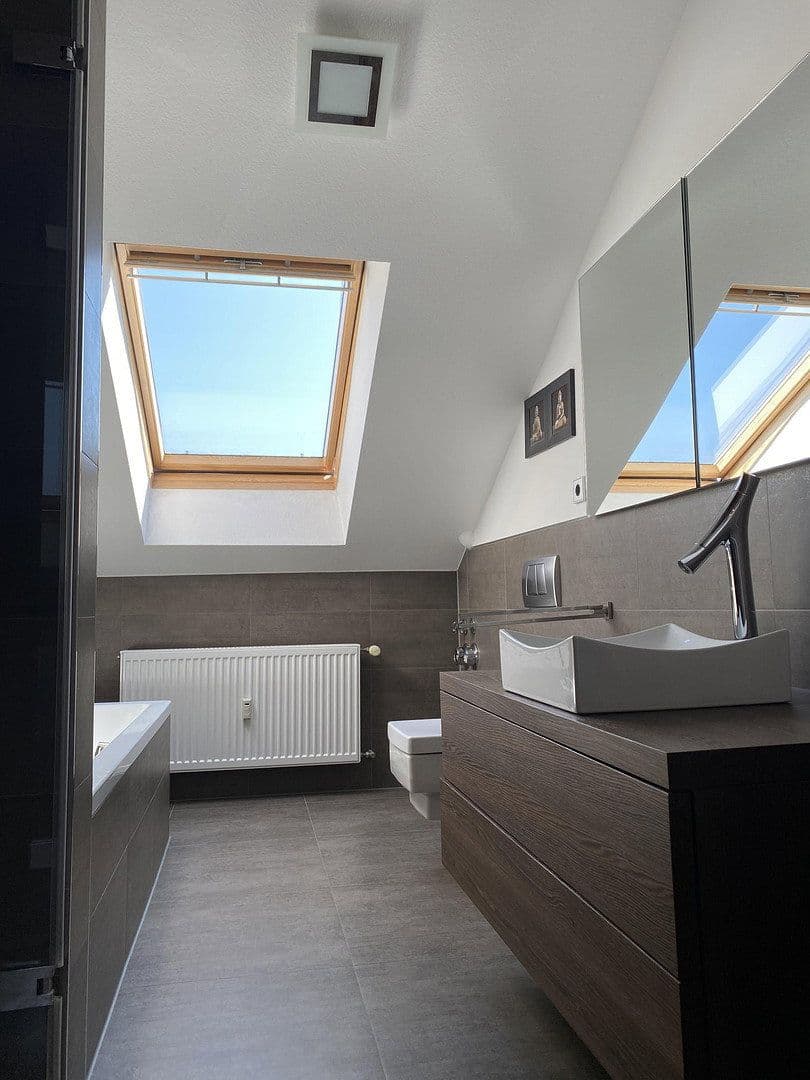 Prenájom bytu 3-izbový 102 m², Durmersheim, Bádensko-Wurttembersko Prenájom bytu 3-izbový 102 m², Durmersheim, Bádensko-Wurttembersko