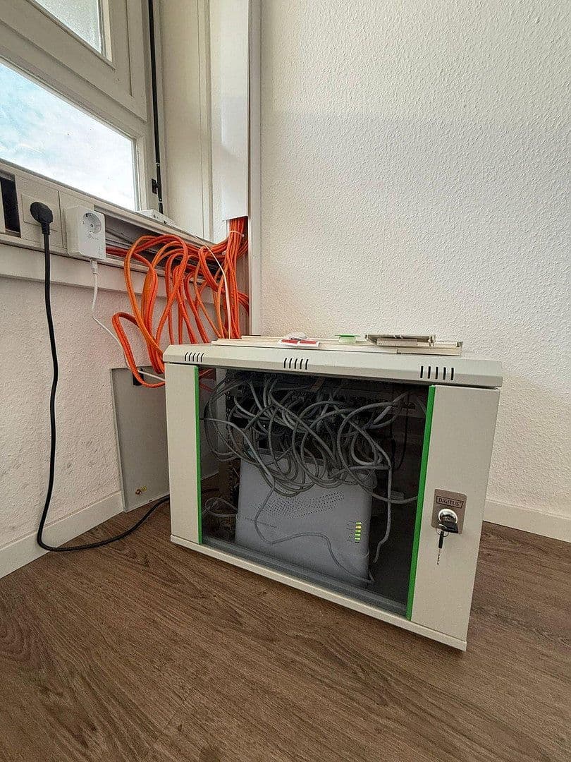 Prenájom kancelárie 194 m², Mengendamm 12, Hannover, Dolné Sasko Prenájom kancelárie 194 m², Mengendamm 12, Hannover, Dolné Sasko
