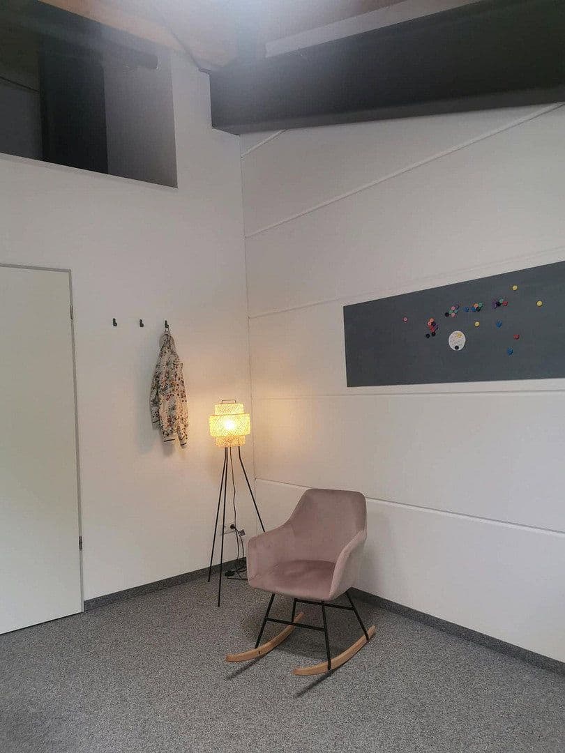 Prenájom kancelárie 85 m², Marmorwerkstr. 52, Kiefersfelden, Bavorsko Prenájom kancelárie 85 m², Marmorwerkstr. 52, Kiefersfelden, Bavorsko