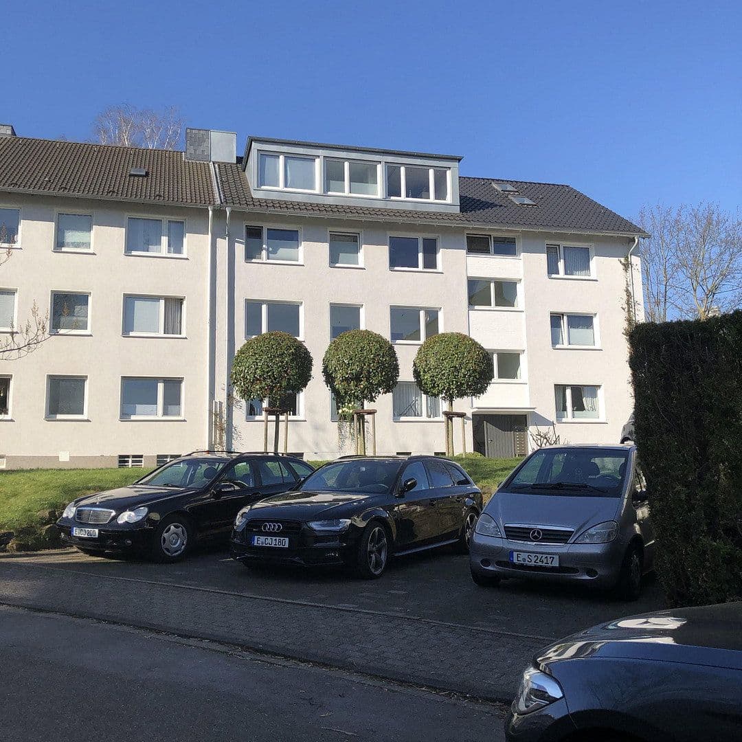 Prenájom bytu 2-izbový 61 m², Saalestr. 30, Essen, Severné Porýnie - Westfálsko Prenájom bytu 2-izbový 61 m², Saalestr. 30, Essen, Severné Porýnie - Westfálsko