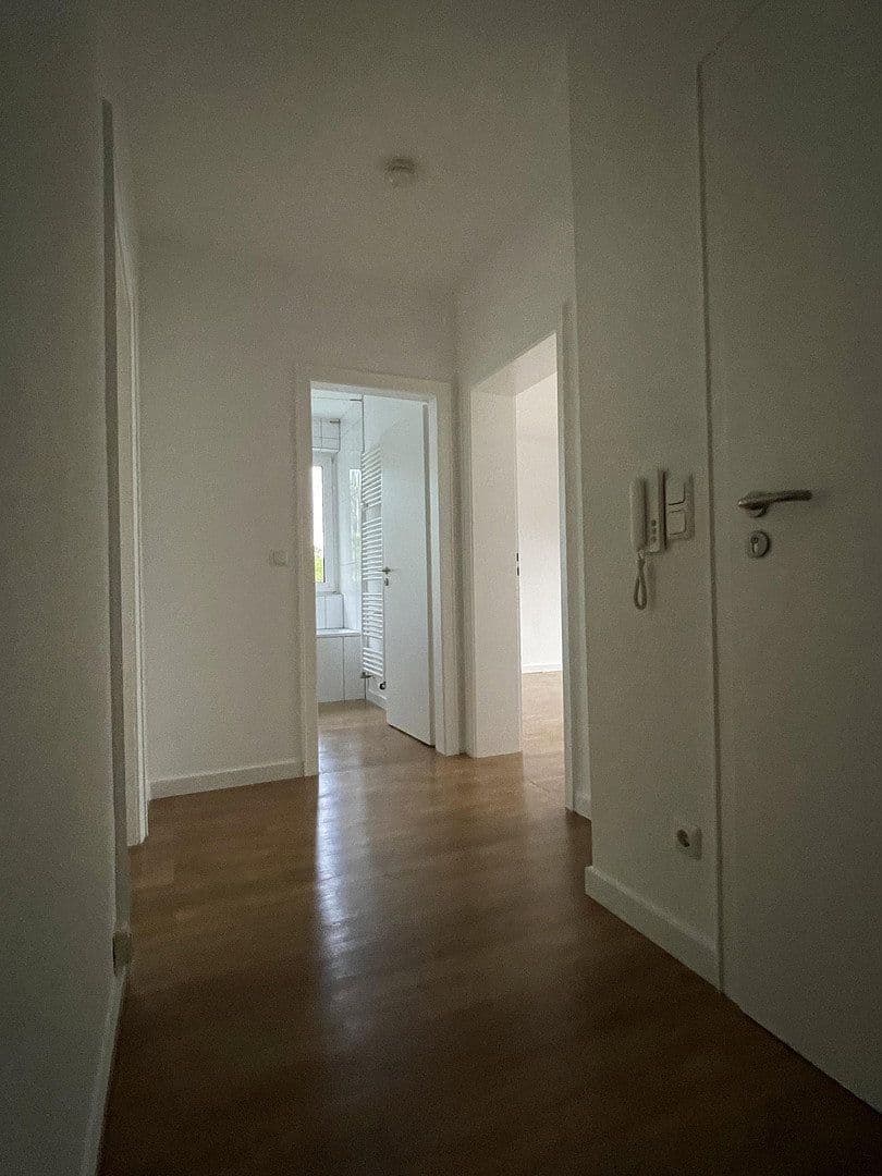 Prenájom bytu 2-izbový 61 m², Saalestr. 30, Essen, Severné Porýnie - Westfálsko Prenájom bytu 2-izbový 61 m², Saalestr. 30, Essen, Severné Porýnie - Westfálsko