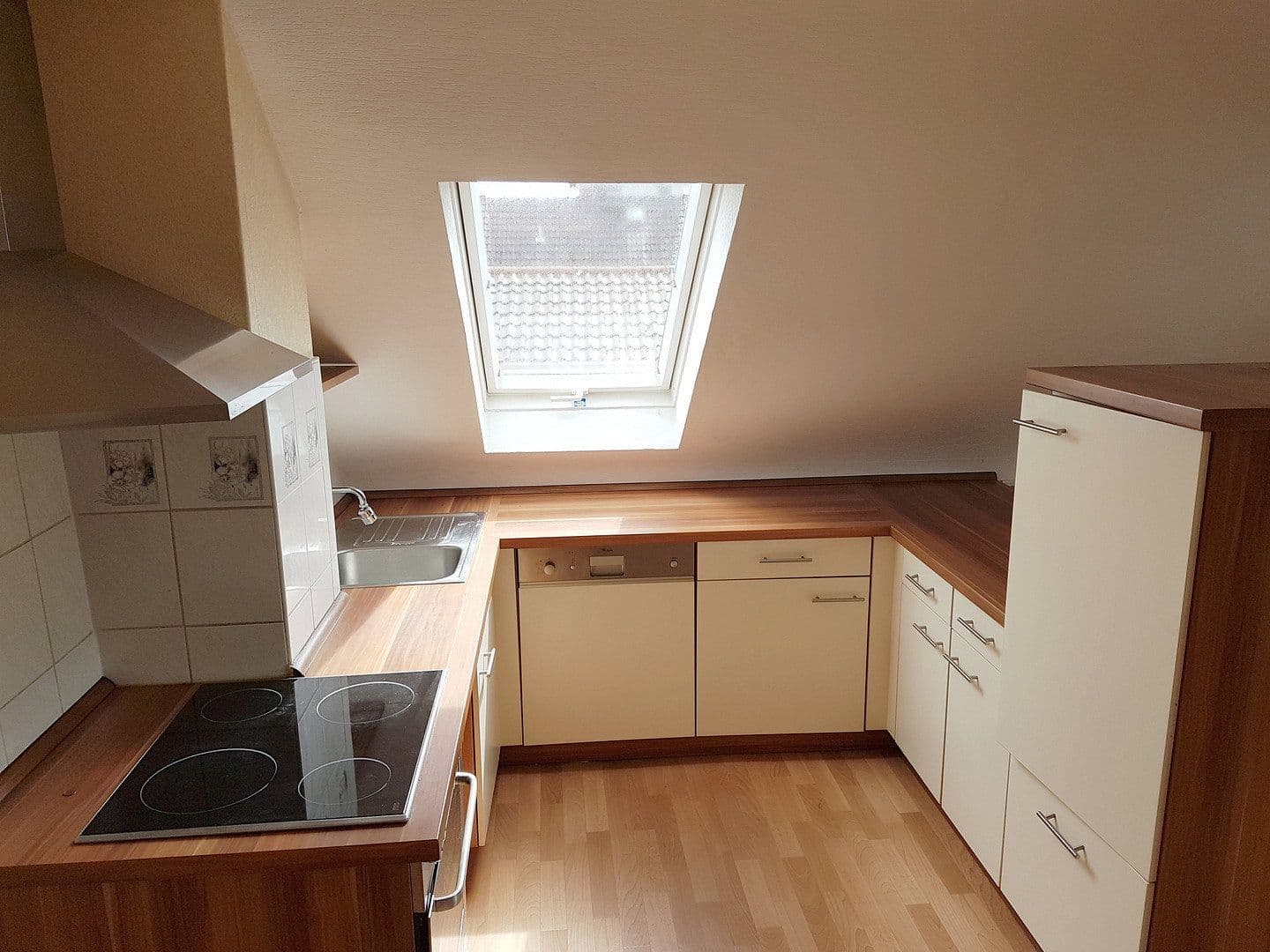 Predaj domu 222 m², pozemok 514 m², Bensheim, Hesensko Predaj domu 222 m², pozemok 514 m², Bensheim, Hesensko