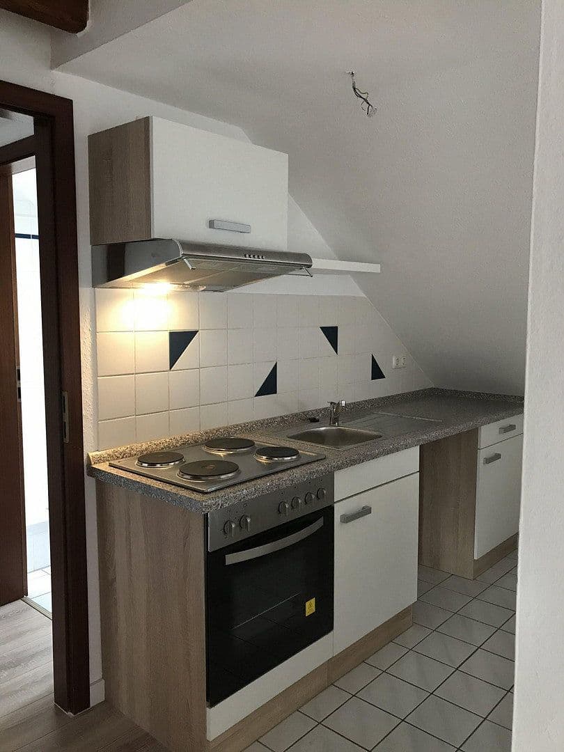 Prenájom bytu 1-izbový 38 m², Lübeck, Šlezvicko-Holštajnsko Prenájom bytu 1-izbový 38 m², Lübeck, Šlezvicko-Holštajnsko