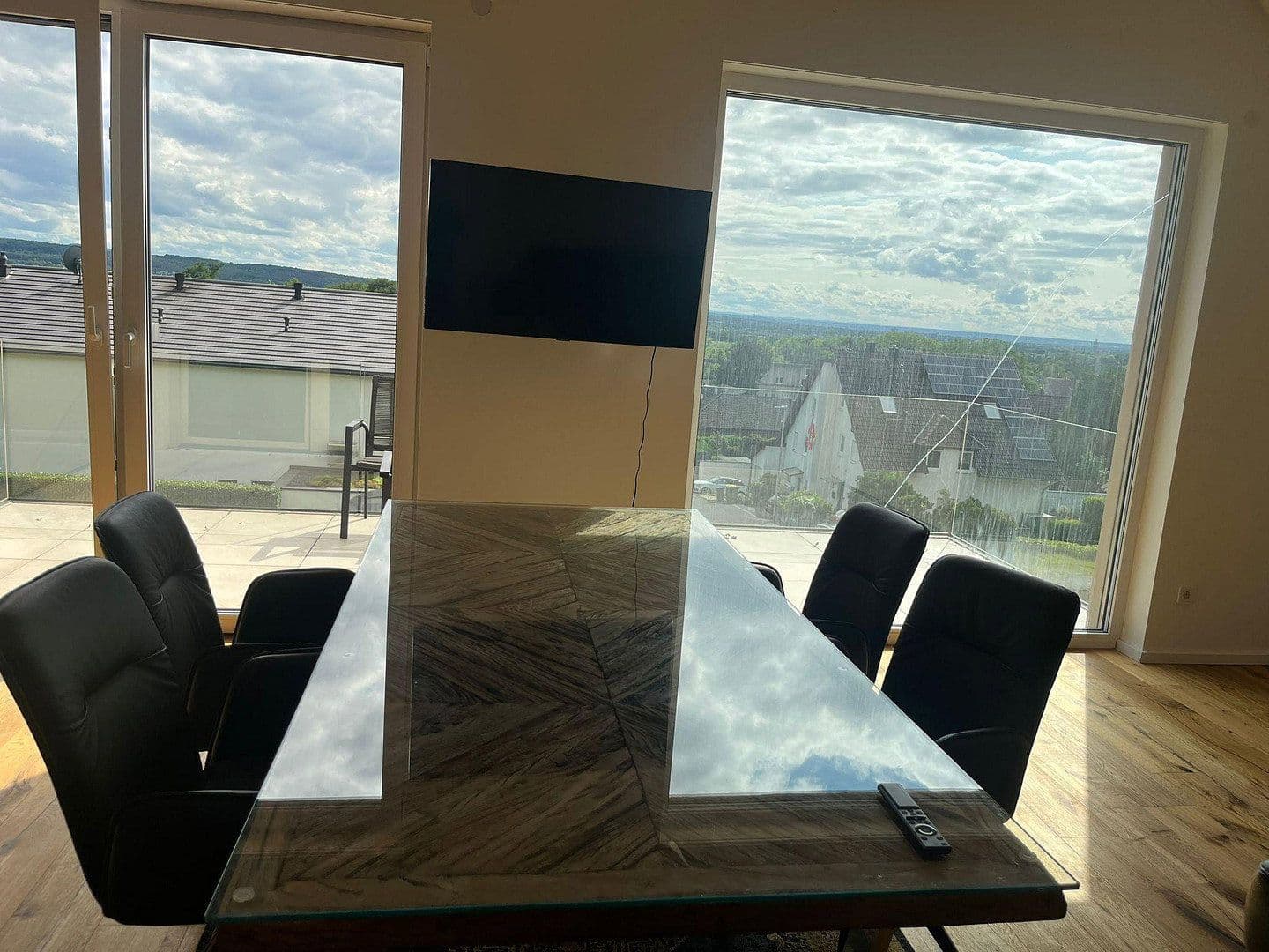 Prenájom bytu 3-izbový 107 m², Siegburg, Severné Porýnie - Westfálsko Prenájom bytu 3-izbový 107 m², Siegburg, Severné Porýnie - Westfálsko