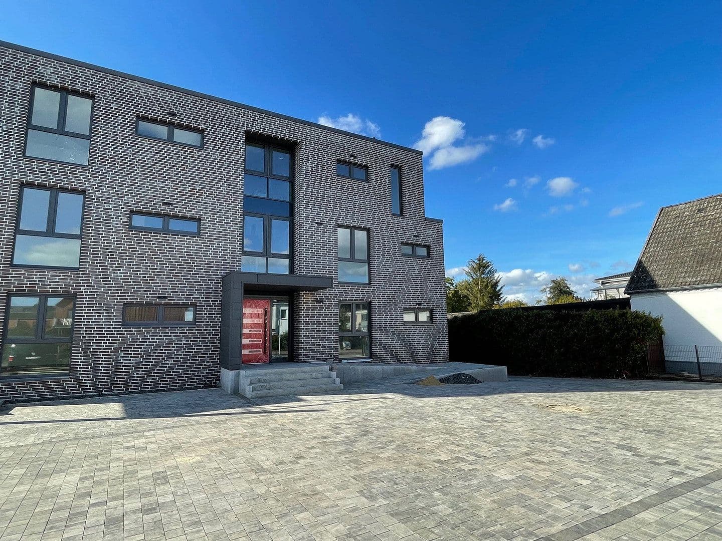 Prenájom bytu 2-izbový 75 m², Luhdorfer Straße 76, Winsen (Luhe), Dolné Sasko Prenájom bytu 2-izbový 75 m², Luhdorfer Straße 76, Winsen (Luhe), Dolné Sasko