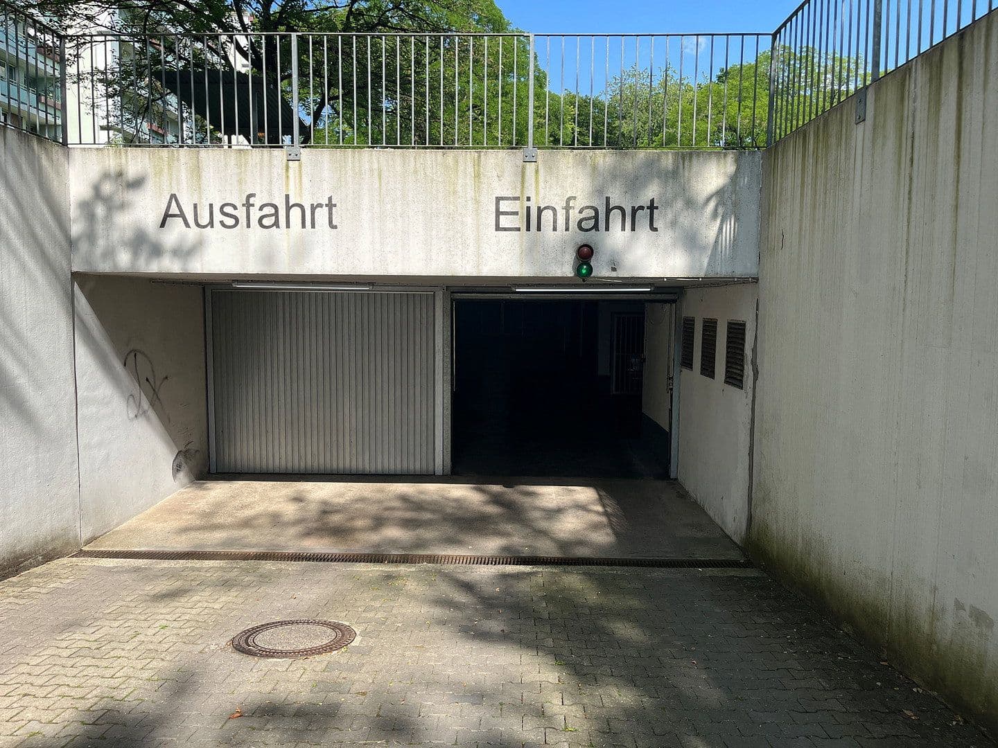 Predaj bytu 1-izbový 42 m², Albert-Schweitzer-Str.65, München, Bavorsko Predaj bytu 1-izbový 42 m², Albert-Schweitzer-Str.65, München, Bavorsko