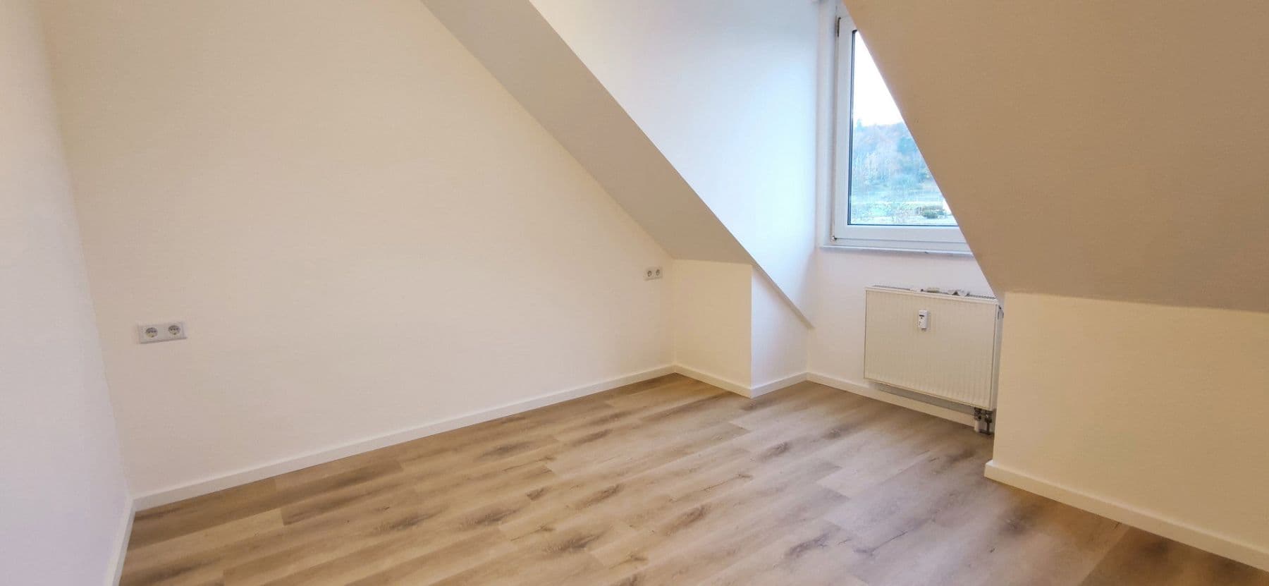 Prenájom bytu 2-izbový 45 m², Erlenweg 6, Aurach, Bavorsko Prenájom bytu 2-izbový 45 m², Erlenweg 6, Aurach, Bavorsko