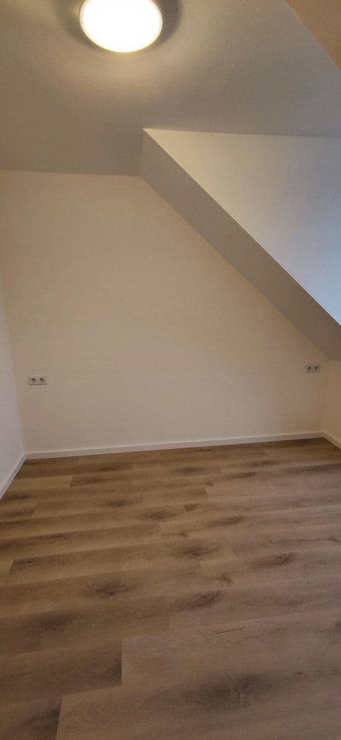 Prenájom bytu 2-izbový 45 m², Erlenweg 6, Aurach, Bavorsko Prenájom bytu 2-izbový 45 m², Erlenweg 6, Aurach, Bavorsko