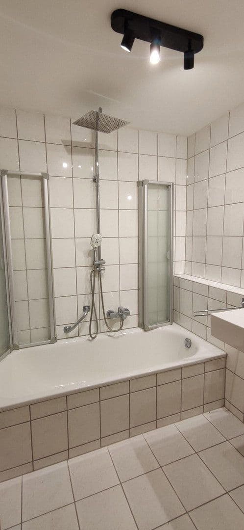 Prenájom bytu 2-izbový 45 m², Erlenweg 6, Aurach, Bavorsko Prenájom bytu 2-izbový 45 m², Erlenweg 6, Aurach, Bavorsko