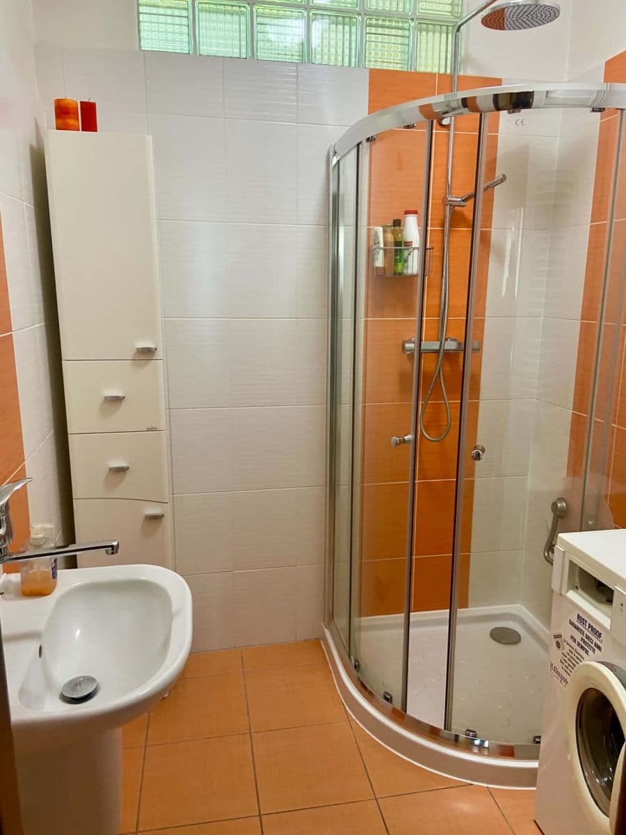 Prenájom bytu 3-izbový 77 m², Křimická, Plzeň, Plzeňský kraj Prenájom bytu 3-izbový 77 m², Křimická, Plzeň, Plzeňský kraj