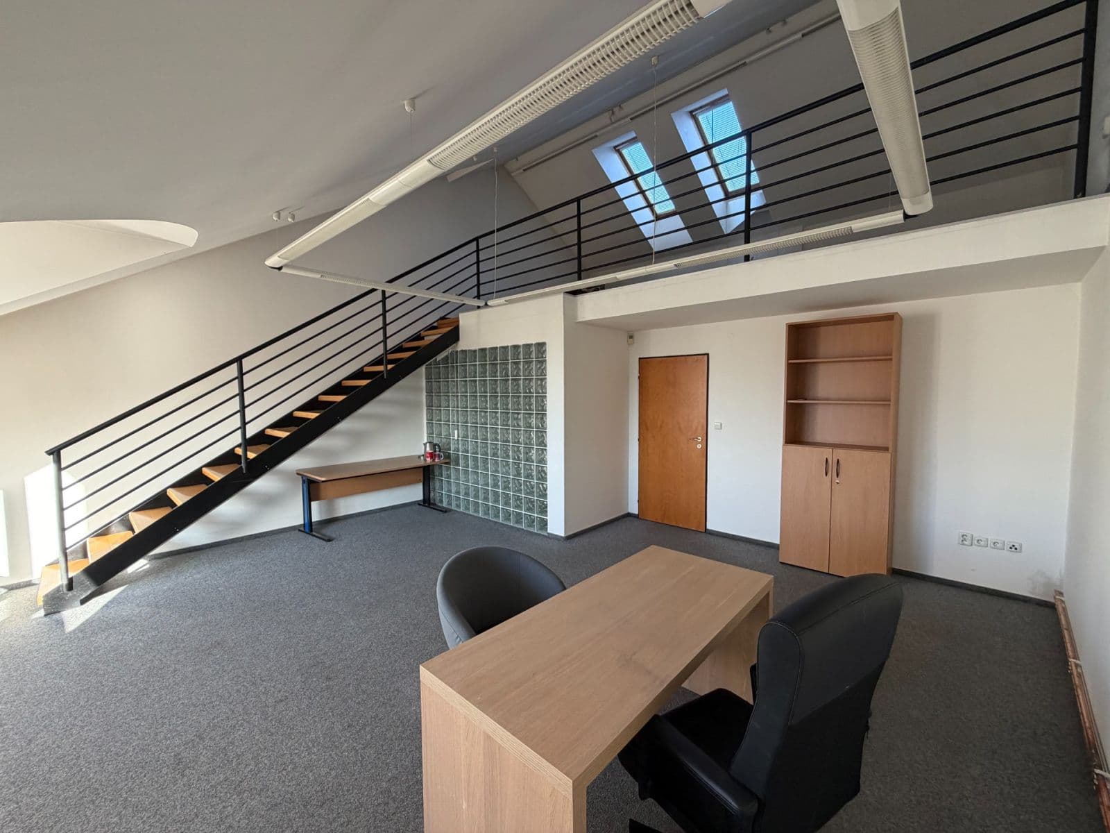 Prenájom nebytového priestoru 35 m², Hradební, Uherské Hradiště, Zlínský kraj Prenájom nebytového priestoru 35 m², Hradební, Uherské Hradiště, Zlínský kraj