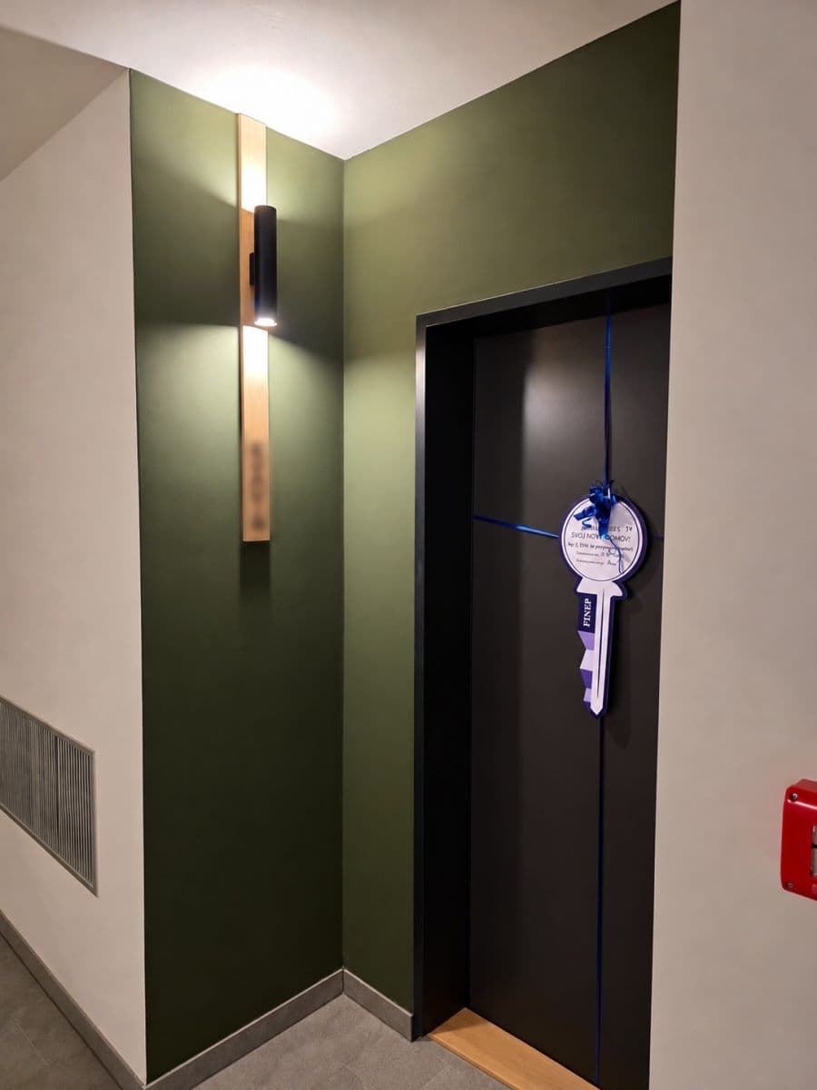 Prenájom bytu 4-izbový 100 m², Gollové, Praha, Praha Prenájom bytu 4-izbový 100 m², Gollové, Praha, Praha