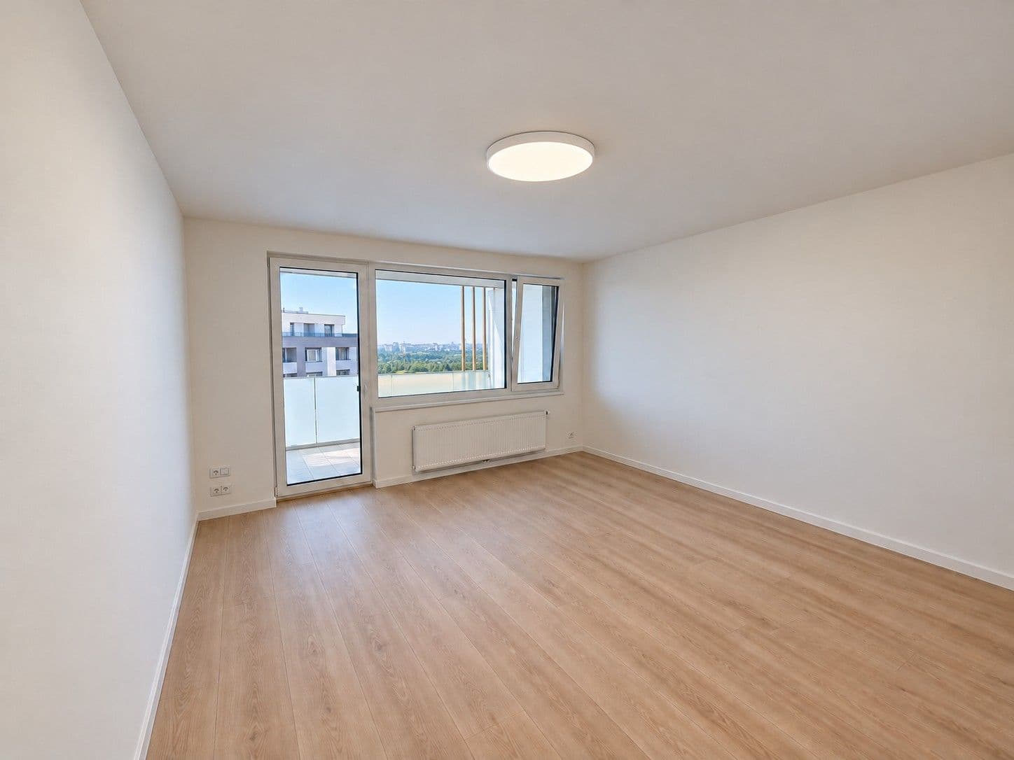 Prenájom bytu 4-izbový 100 m², Gollové, Praha, Praha Prenájom bytu 4-izbový 100 m², Gollové, Praha, Praha