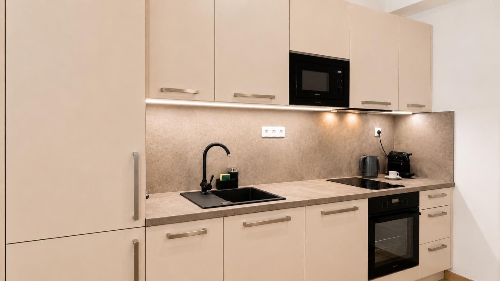 Prenájom bytu 1-izbový 43 m², Masarykova, Brno, Jihomoravský kraj Prenájom bytu 1-izbový 43 m², Masarykova, Brno, Jihomoravský kraj