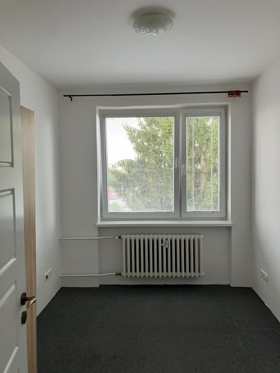 Prenájom bytu 3-izbový 69 m², Trnková, Žďár nad Sázavou, Kraj Vysočina Prenájom bytu 3-izbový 69 m², Trnková, Žďár nad Sázavou, Kraj Vysočina