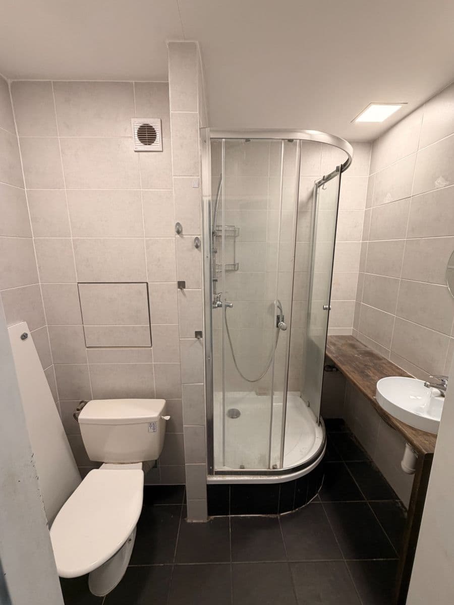 Predaj bytu 2-izbový 44 m², Jiránkova, Praha, Praha Predaj bytu 2-izbový 44 m², Jiránkova, Praha, Praha