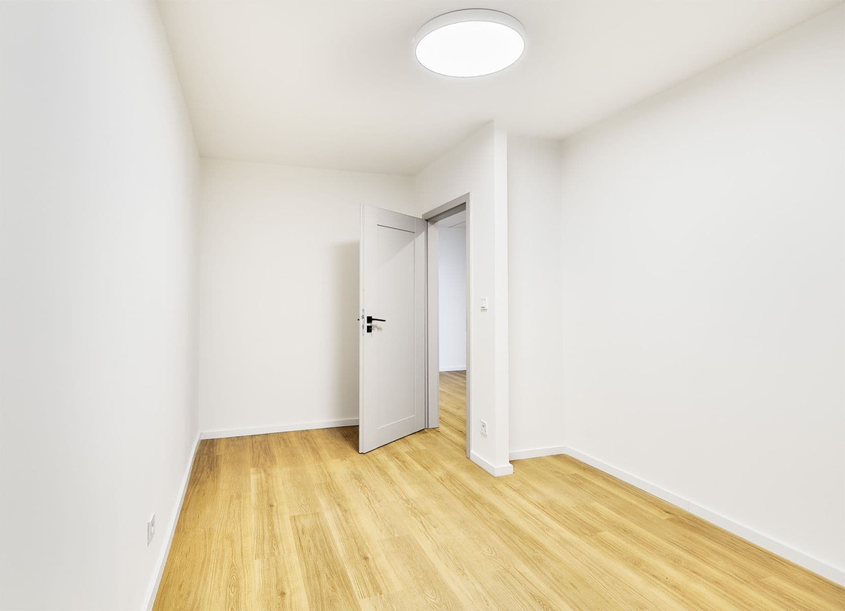 Predaj bytu 4-izbový 81 m², Urbánkova, Praha, Praha Predaj bytu 4-izbový 81 m², Urbánkova, Praha, Praha