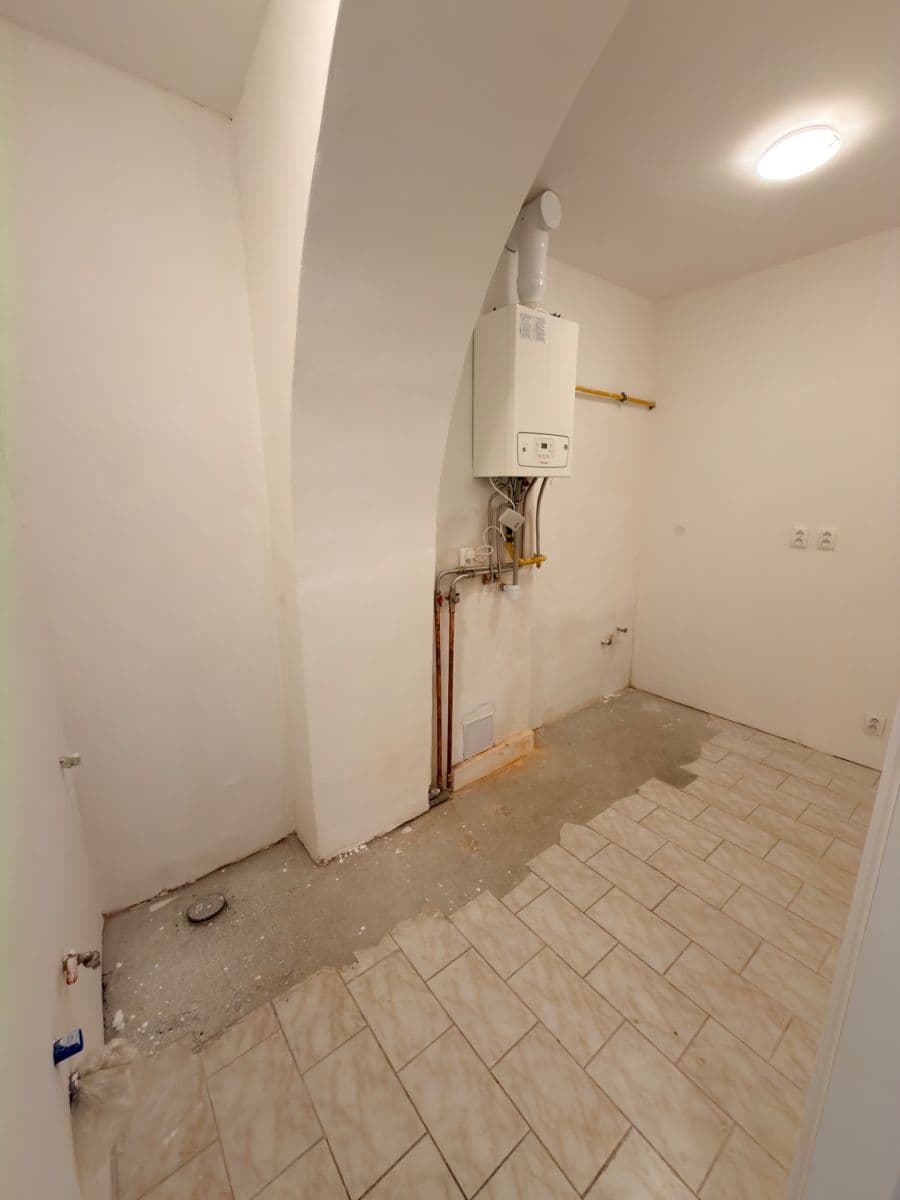 Prenájom nebytového priestoru 88 m², Zdislavy z Lemberka, Jablonné v Podještědí, Liberecký kraj Prenájom nebytového priestoru 88 m², Zdislavy z Lemberka, Jablonné v Podještědí, Liberecký kraj