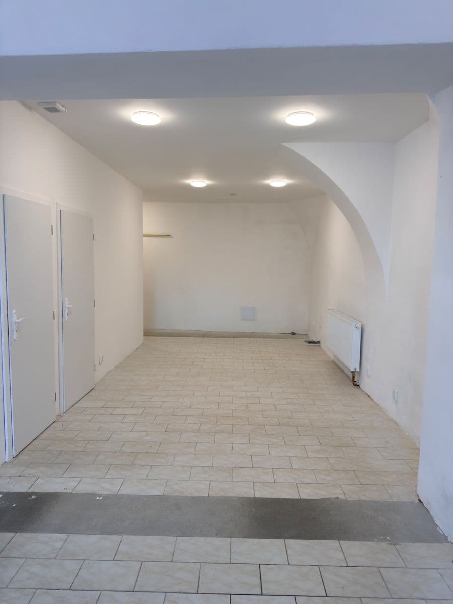 Prenájom nebytového priestoru 88 m², Zdislavy z Lemberka, Jablonné v Podještědí, Liberecký kraj Prenájom nebytového priestoru 88 m², Zdislavy z Lemberka, Jablonné v Podještědí, Liberecký kraj