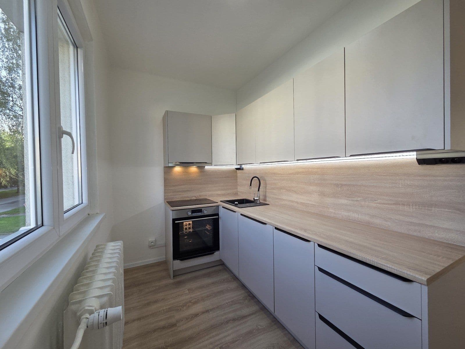 Prenájom bytu 3-izbový 69 m², tř. Osvobození, Karviná, Moravskoslezský kraj Prenájom bytu 3-izbový 69 m², tř. Osvobození, Karviná, Moravskoslezský kraj