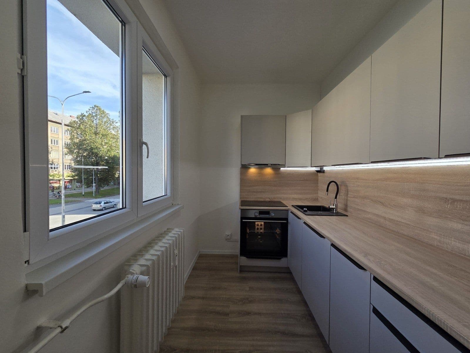 Prenájom bytu 3-izbový 69 m², tř. Osvobození, Karviná, Moravskoslezský kraj Prenájom bytu 3-izbový 69 m², tř. Osvobození, Karviná, Moravskoslezský kraj