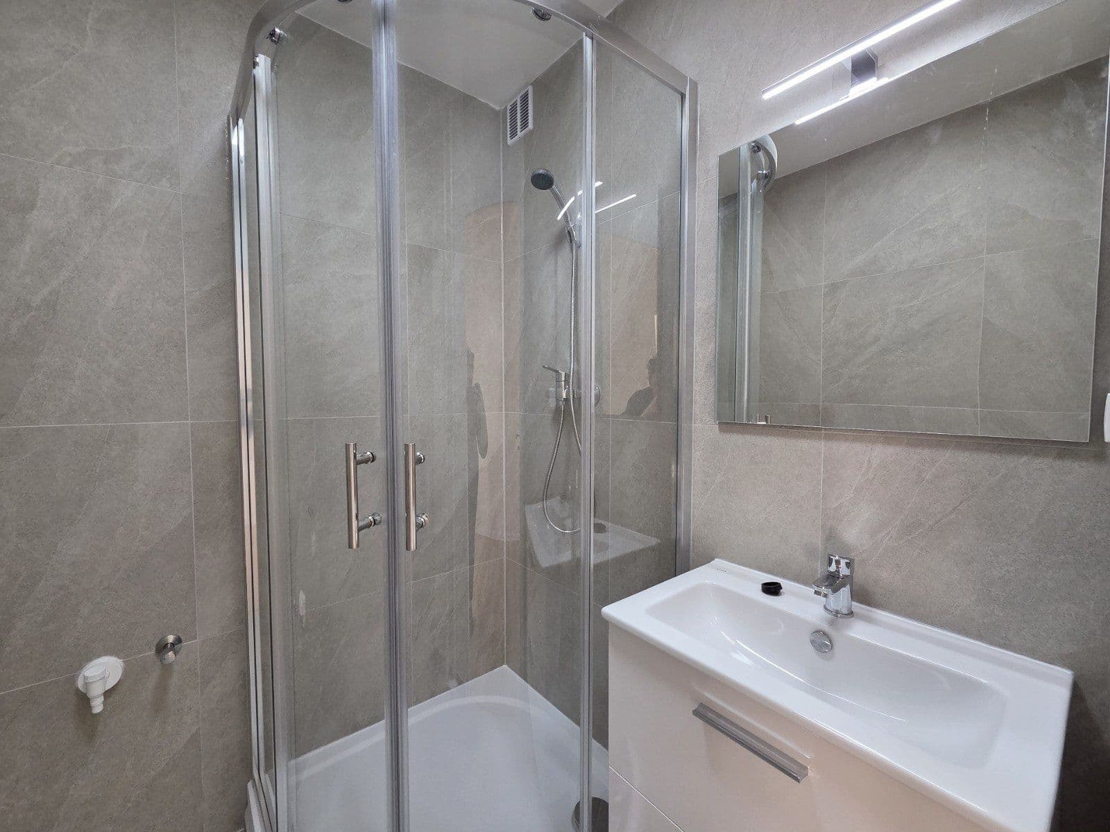 Prenájom bytu 3-izbový 69 m², tř. Osvobození, Karviná, Moravskoslezský kraj Prenájom bytu 3-izbový 69 m², tř. Osvobození, Karviná, Moravskoslezský kraj
