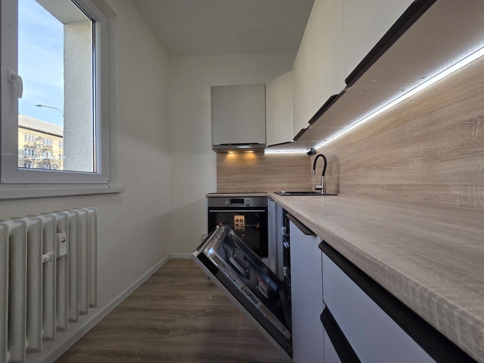 Prenájom bytu 3-izbový 69 m², tř. Osvobození, Karviná, Moravskoslezský kraj Prenájom bytu 3-izbový 69 m², tř. Osvobození, Karviná, Moravskoslezský kraj