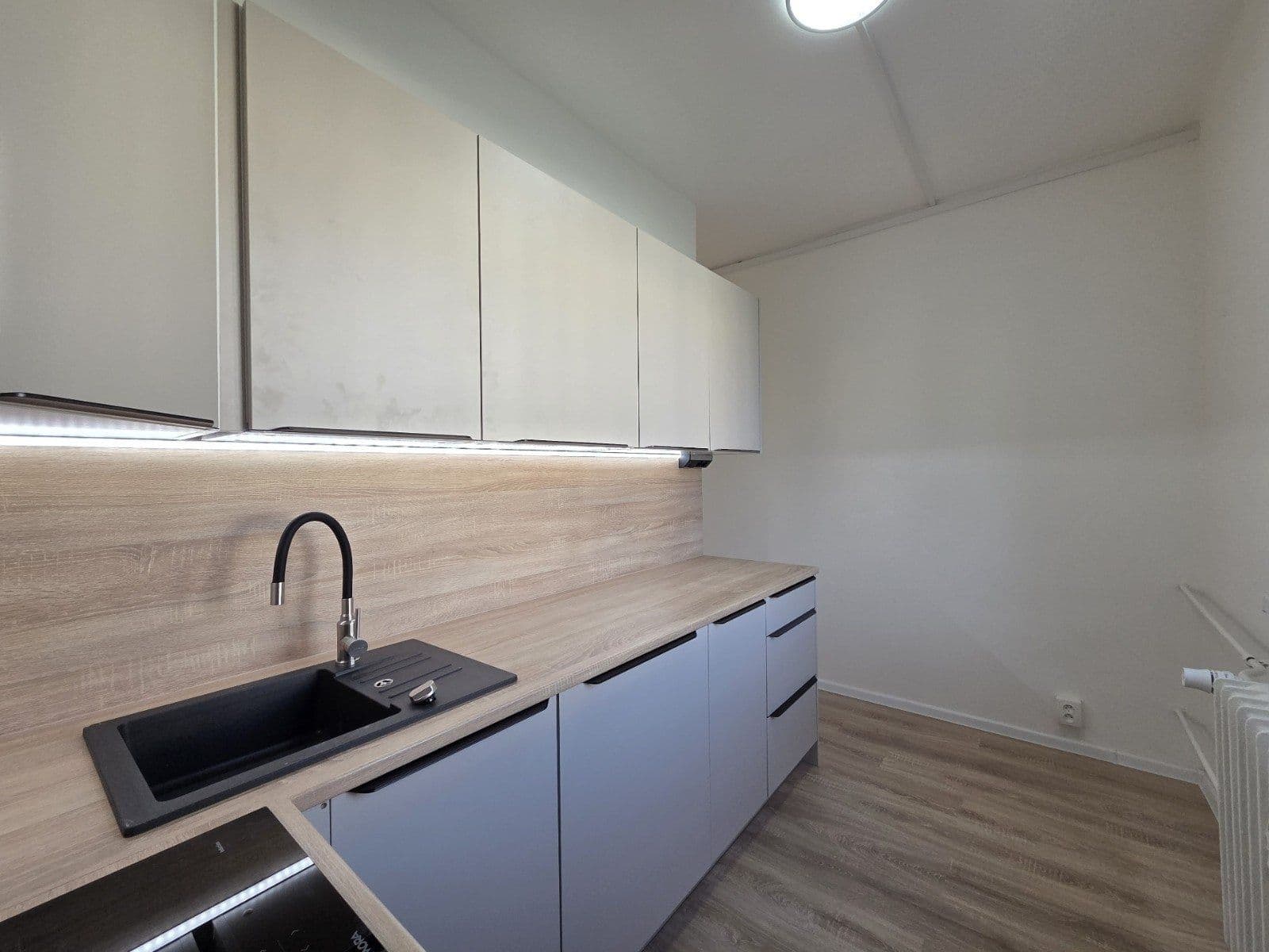 Prenájom bytu 3-izbový 69 m², tř. Osvobození, Karviná, Moravskoslezský kraj Prenájom bytu 3-izbový 69 m², tř. Osvobození, Karviná, Moravskoslezský kraj