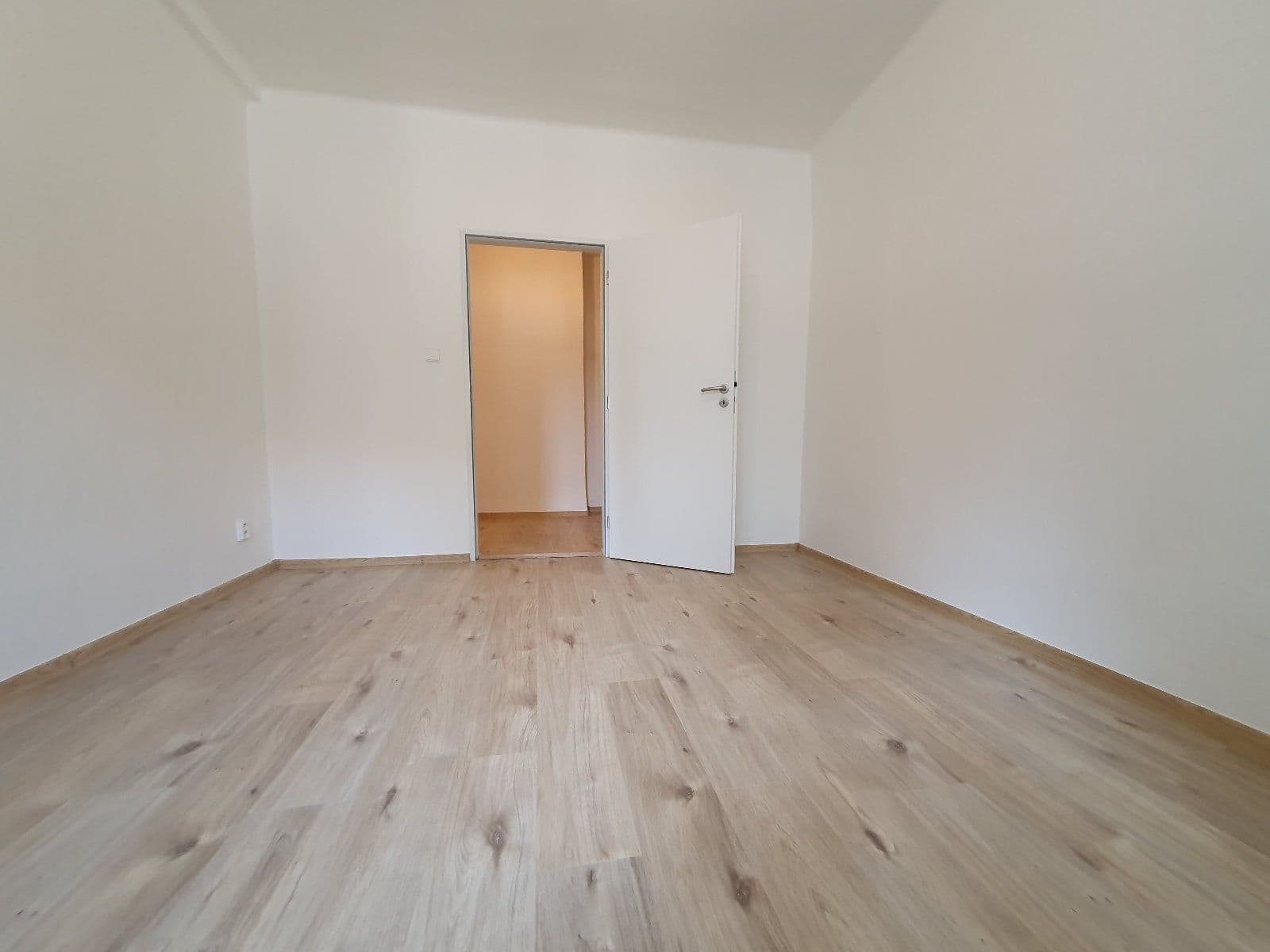 Prenájom bytu 3-izbový 72 m², Husova, Havířov, Moravskoslezský kraj Prenájom bytu 3-izbový 72 m², Husova, Havířov, Moravskoslezský kraj