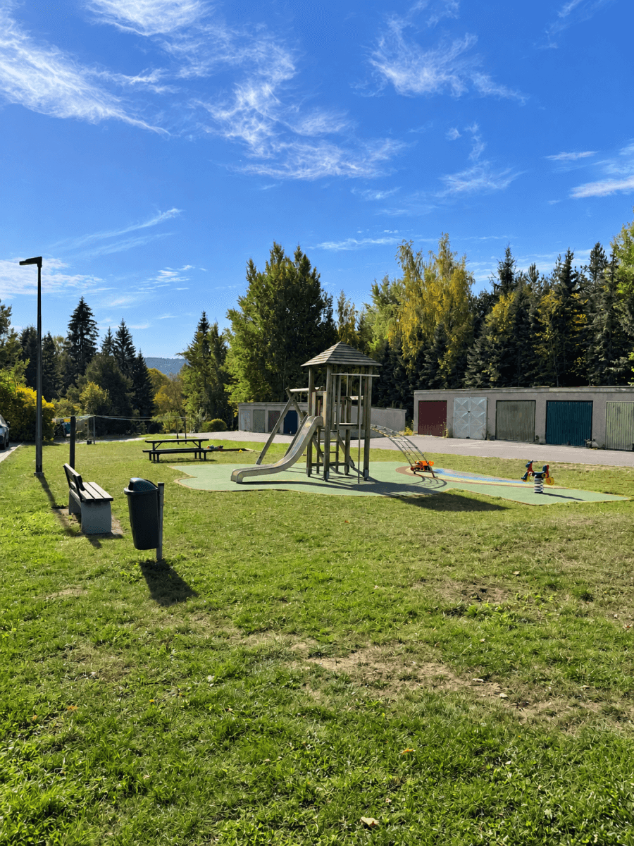 Predaj bytu 3-izbový 67 m², Plzeňská, Toužim, Karlovarský kraj Predaj bytu 3-izbový 67 m², Plzeňská, Toužim, Karlovarský kraj