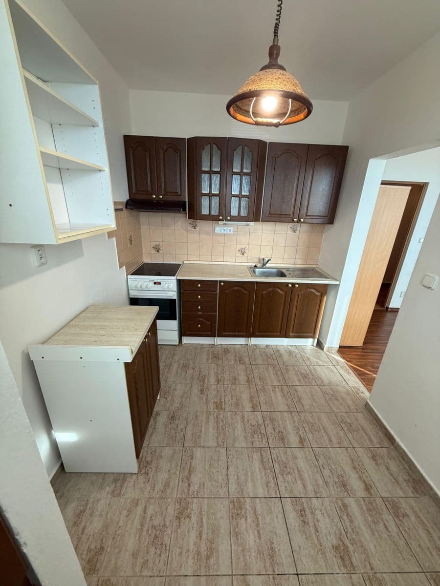 Predaj bytu 2-izbový 45 m², Zikova, Olomouc, Olomoucký kraj Predaj bytu 2-izbový 45 m², Zikova, Olomouc, Olomoucký kraj